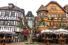 Todos os caminhos levam a OMK Campos do Jordão