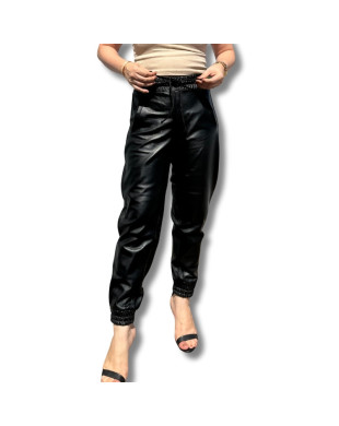 Calça jogger em pelica