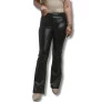 Calça Flare em couro
